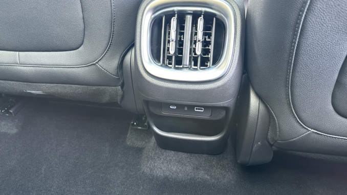smart Hashtag 1 200kW Pro + 66kWh 5dr Auto Electric Hatchback - Image 32